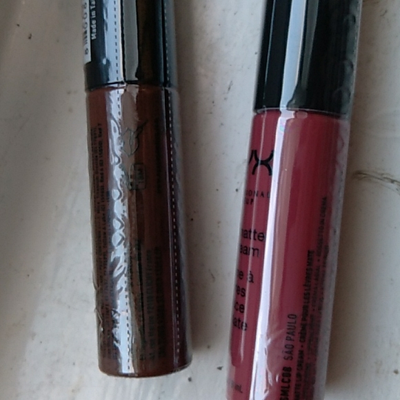 $10 💋NYX Soft Matte Lip bundle - Picture 6 of 6